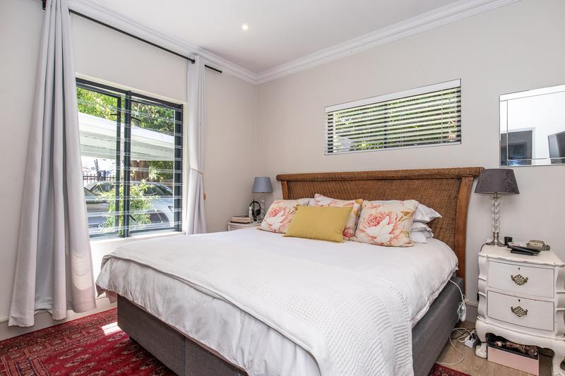 3 Bedroom Property for Sale in Bergvliet Western Cape